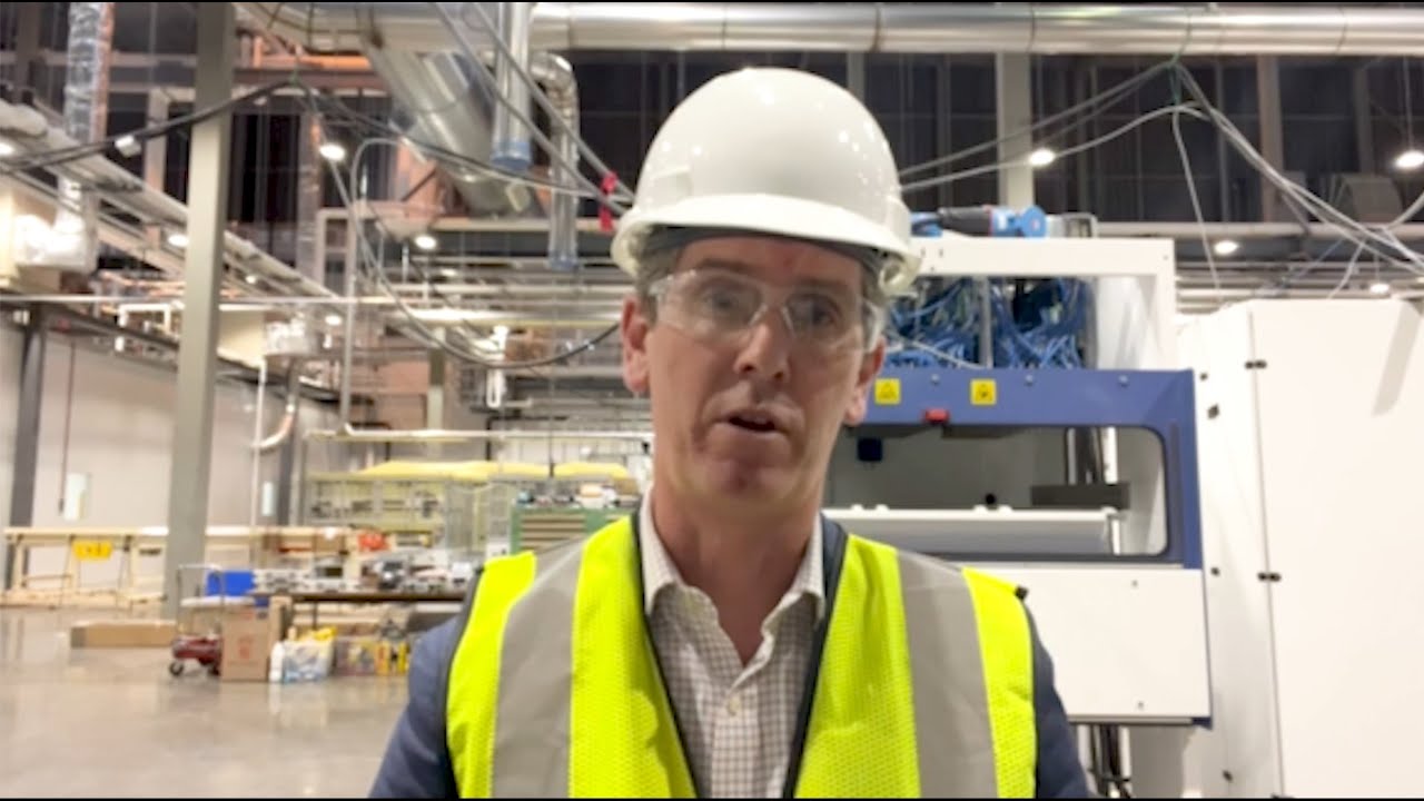 magnis-ceo-david-taylor-on-site-at-the-im3ny-battery-plant-youtube