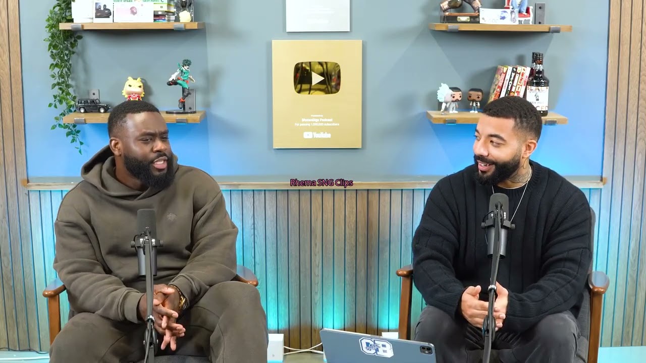 Дэвид Ллойд о том, как он не рассказал маме о своей работе 