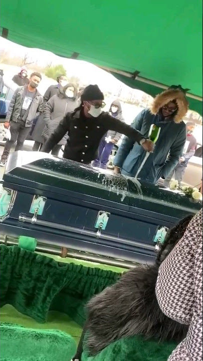 This is What Quavo did at Takeoff's Funeral.🥺😭♥️😔
