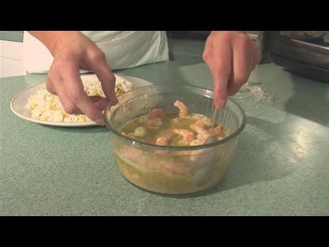 How to Cook Shrimp in the Microwave