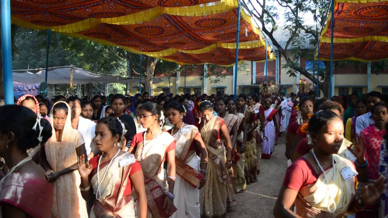 YESU HAMKE BOLATHY ENTRANCE DANCE