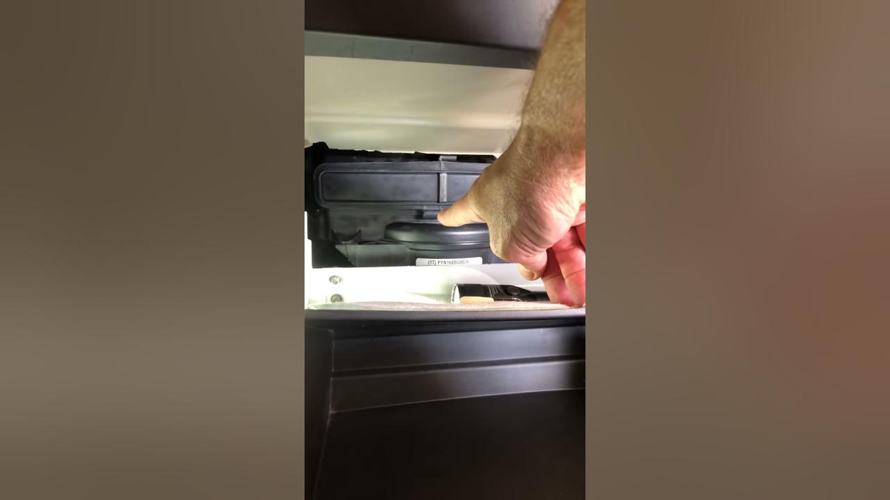 2008 GMC Acadia cabin air filter - YouTube