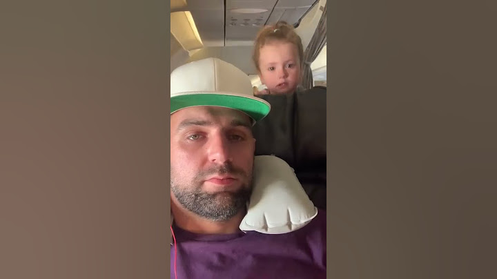 Crying Child Peeks Over Plane Seat || ViralHog