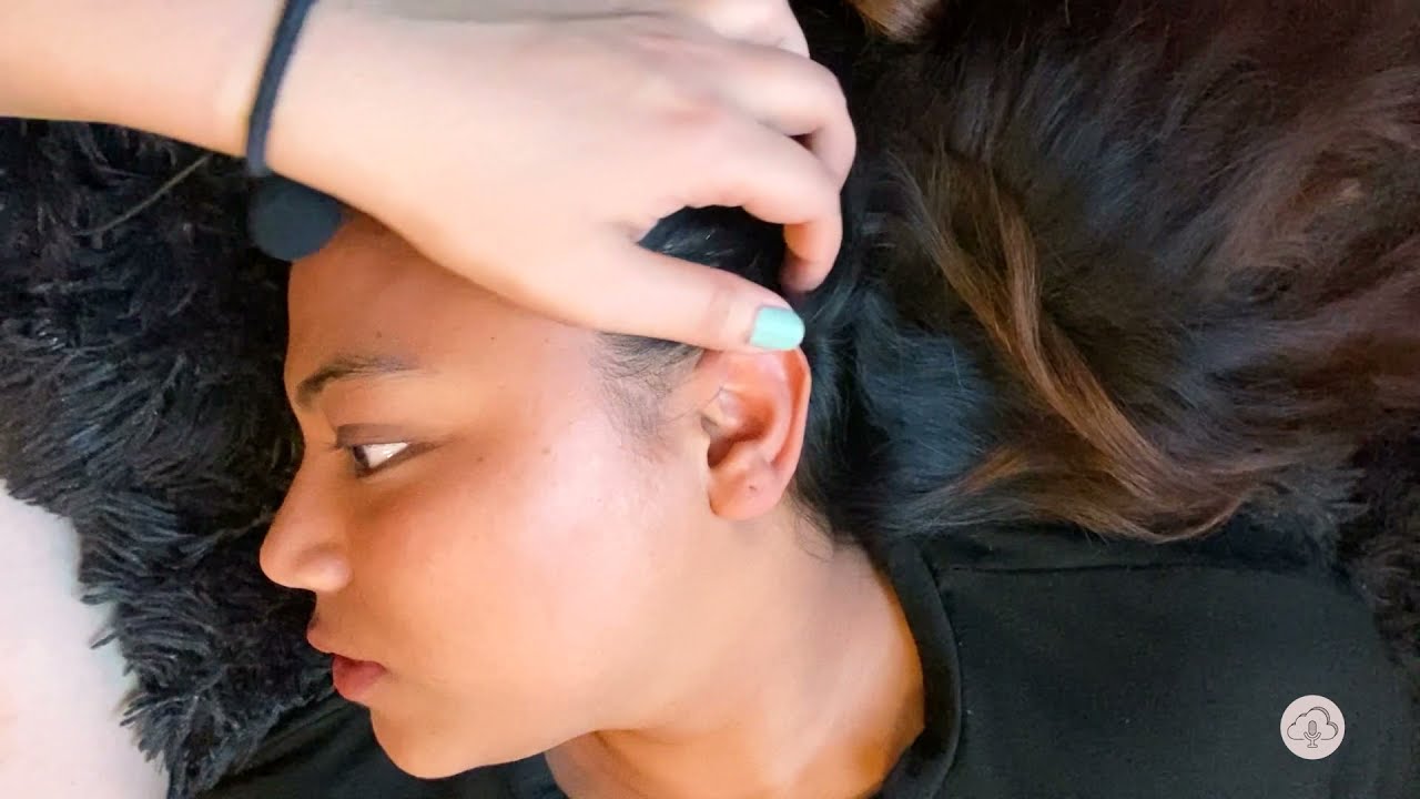 ASMR Best Ear cleaning on Real Person /Ear Massage With Sophiya 💆💆