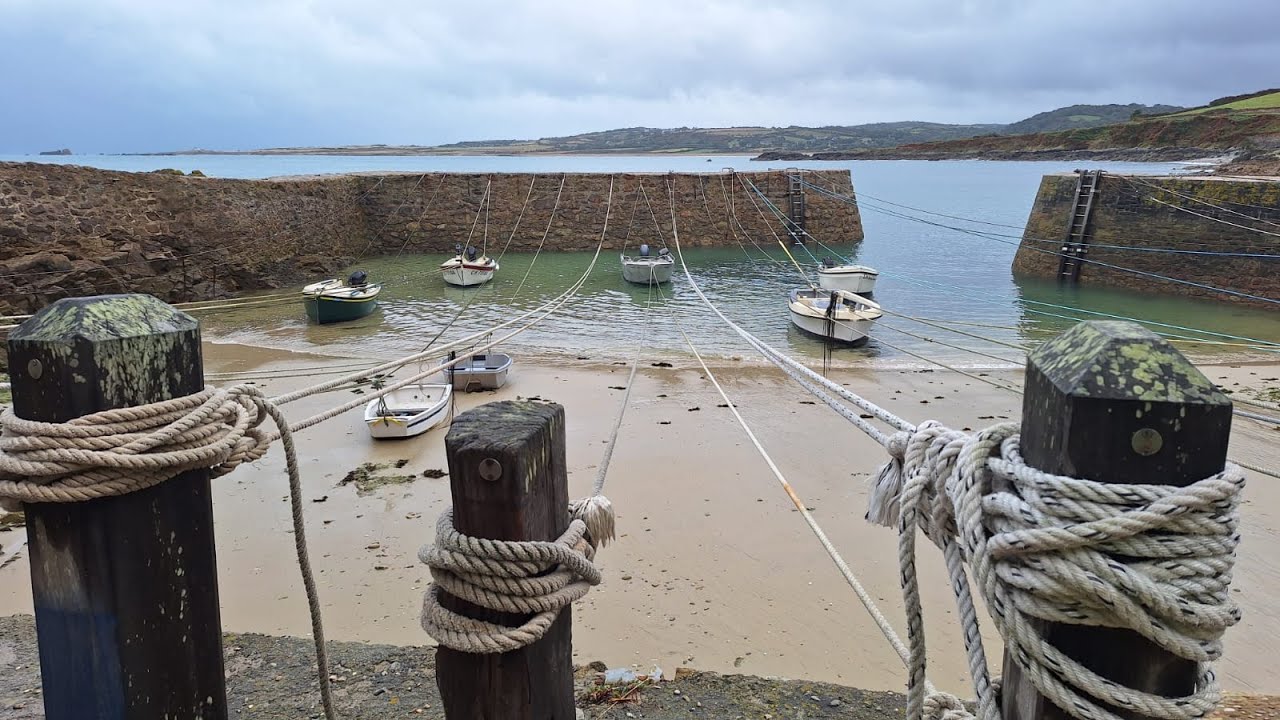 Tour de Bretagne à motos, via le Cotentin.
