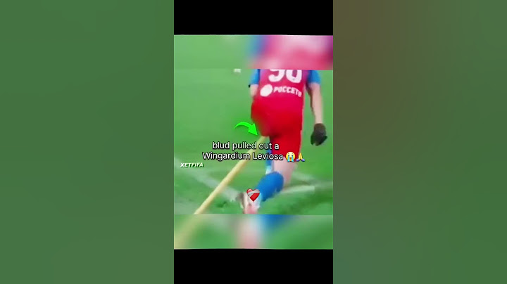 Player vs corner flag 💀#soccer #football #fifa