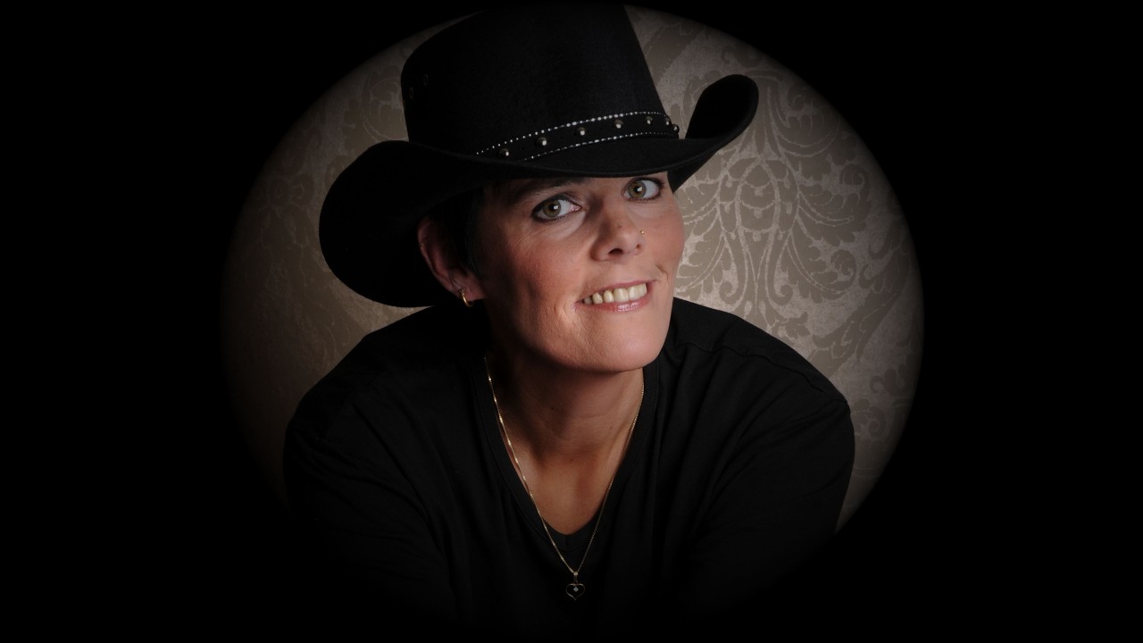 Stomp 2, 3, 4 - Linedance