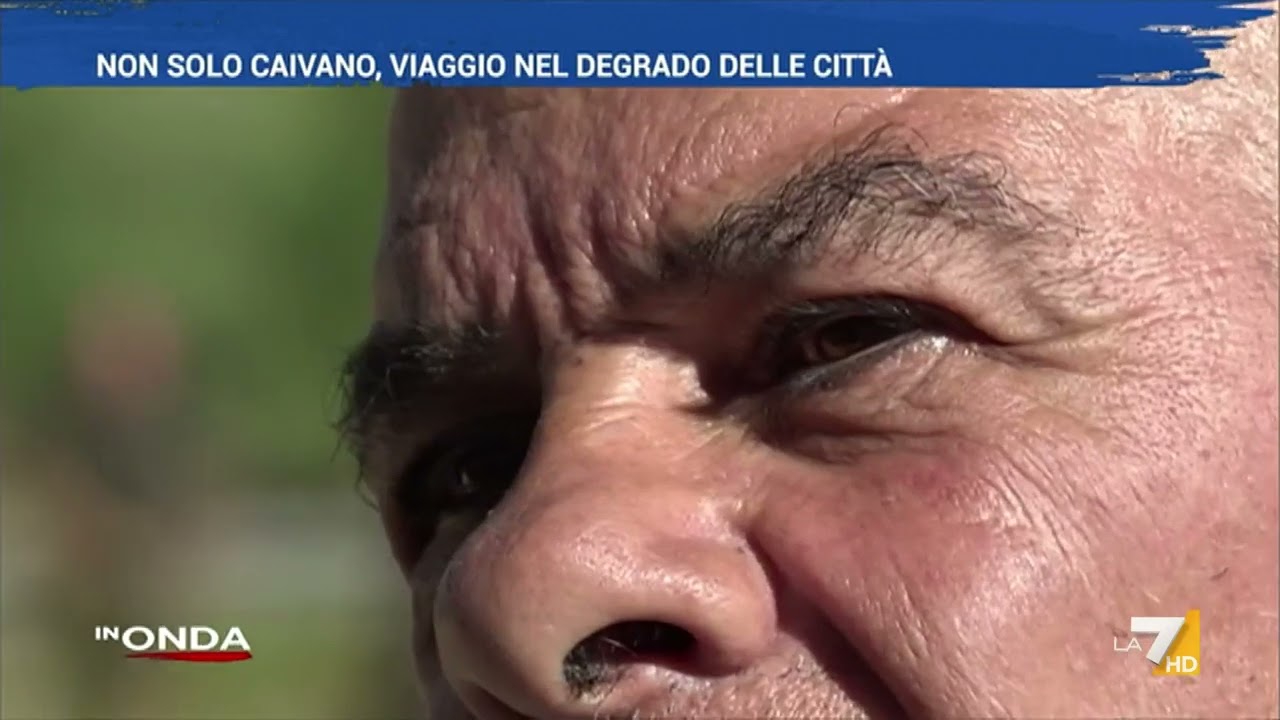 Viaggio nel degrado di Tor Bella Monaca: una delle più grandi piazze di spaccio d'Italia