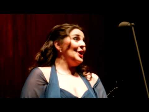 Maria Agresta canta "Mercè dilette amiche"