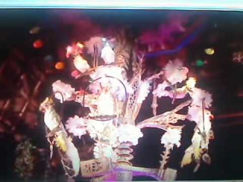 Disneyland Enchanted Tiki Room - Let's All Sing Like The Birdies Sing