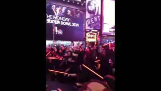 Star Wars flash mob at Times Sq.