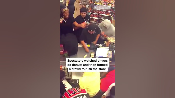 A #FlashMob Of Looters Ransack A 7-Eleven In Los Angeles During A Street Takeover