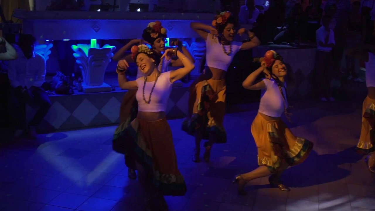 Giuladies show ESF 2017 - Carmen Miranda style