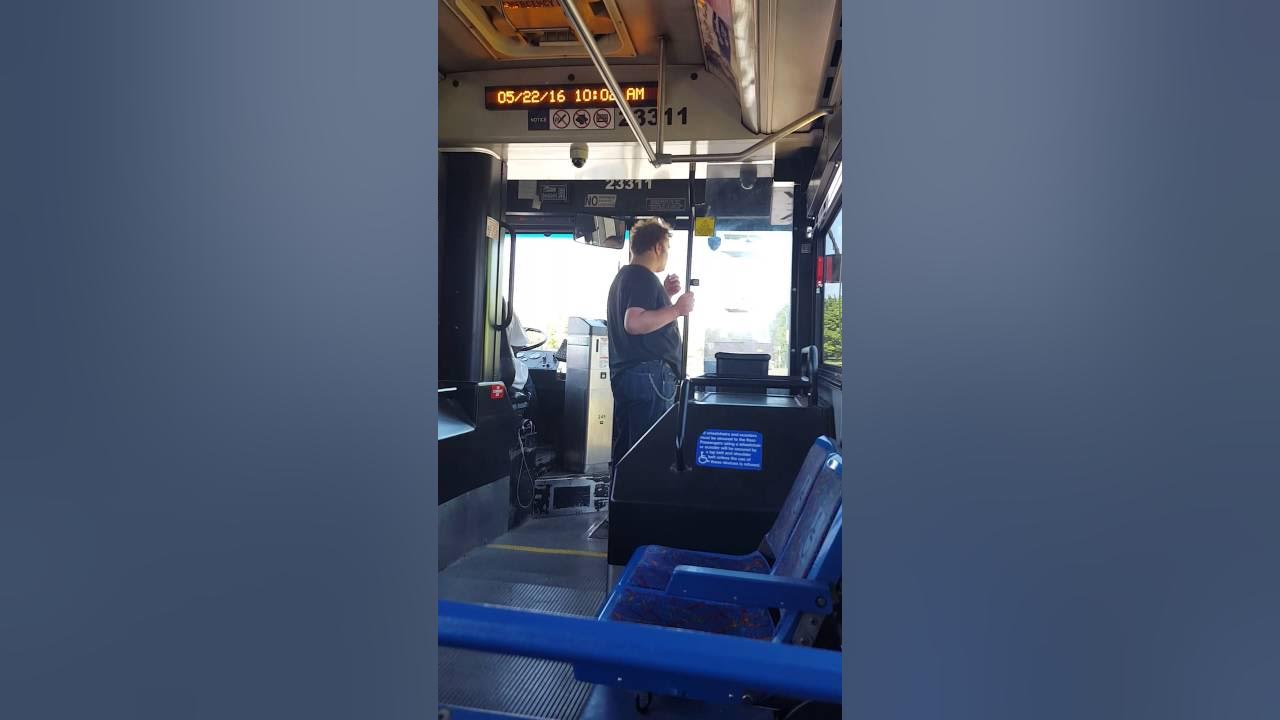 Gillig Advantage LF SMART Bus Route 125 Fort StreetEureka Rd SB to DTW