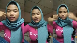 jilbob biru muda kombinasi kaos ketat warna pink