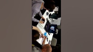 Keep Talking and Nobody Explodes