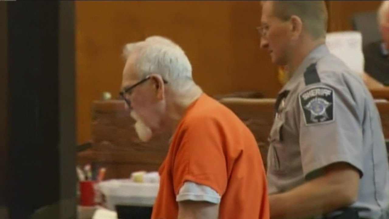 Spooner Shows No Remorse At Sentencing YouTube Spooner Shows No Remorse At Sentencing YouTube