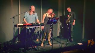 The Sunshades feat. Phil Hilfiker - Come Back And Stay (Paul Young Cover)