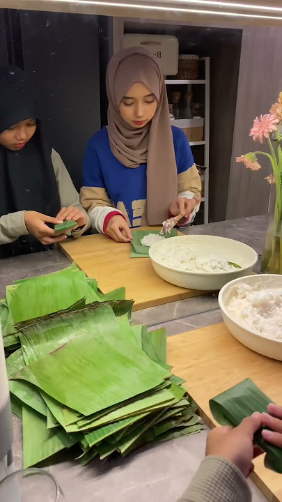 bikin buras untuk lebaran✨