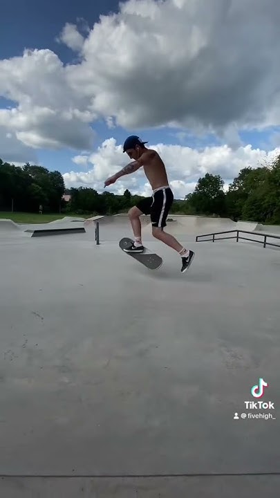 Strawberry Milkshake Oldschool Skateboarding Trick skateboarding how-to-strawberry-milkshake-skate-trick-for-beginners-youtube