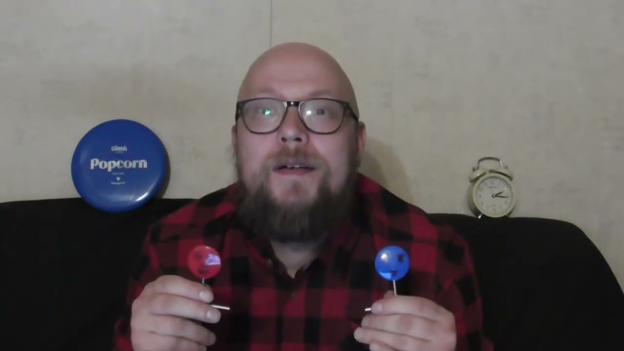 ASMR in Finnish - ASMR Suomi, höpöttelyä ja seuraa mun ohjeita