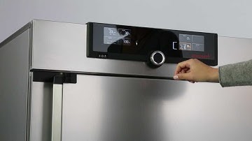 Operation Memmert Laboratory Ovens