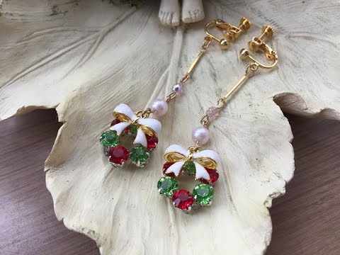 【ＵＶレジン】クリスマス リースのイヤリング作ってみました。