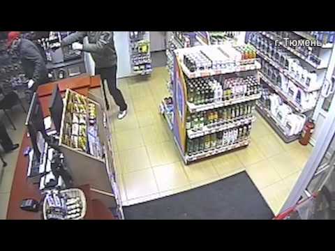 В Тюмени полицейские задержали подозреваемых в совершении серии разбойных нападений