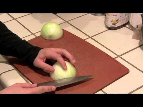 How to Cut an Onion (Slice & Dice) - Evolving Table