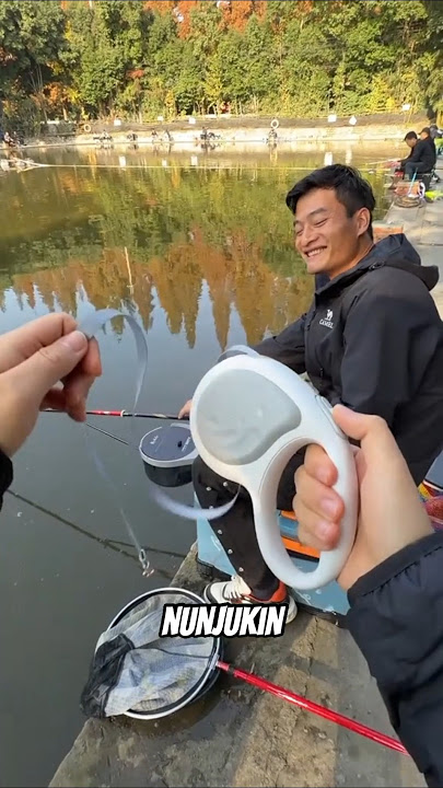 The girl wants to show off a tool to catch lots of fish 🤣 #shorts #kocakabis