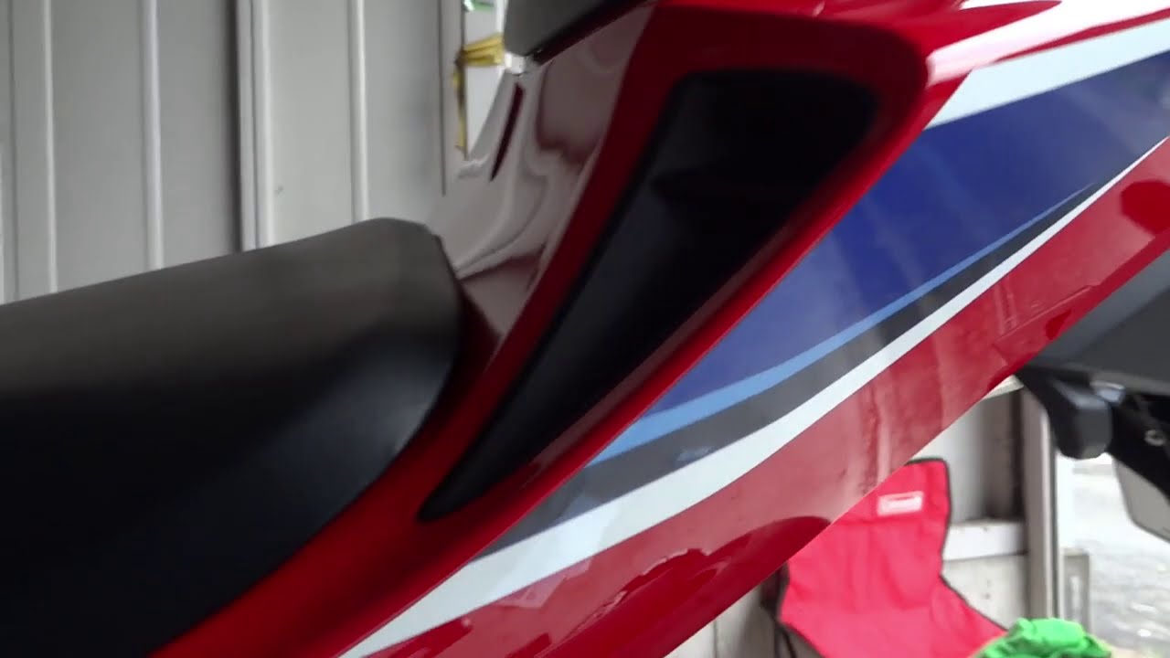新型cbr600rr ヘルメットロック クイックシフター感度調整 平均燃費は Vol ６ Gライダ Nori Youtube