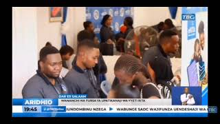 WANANCHI WAJITOKEZA SABASABA KUPATIWA HUDUMA ZA USAJILI WA VIZAZI NA VIFO
