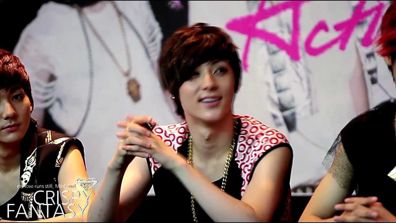 120720 Nuest Minhyun 강남 신나라 팬싸인회