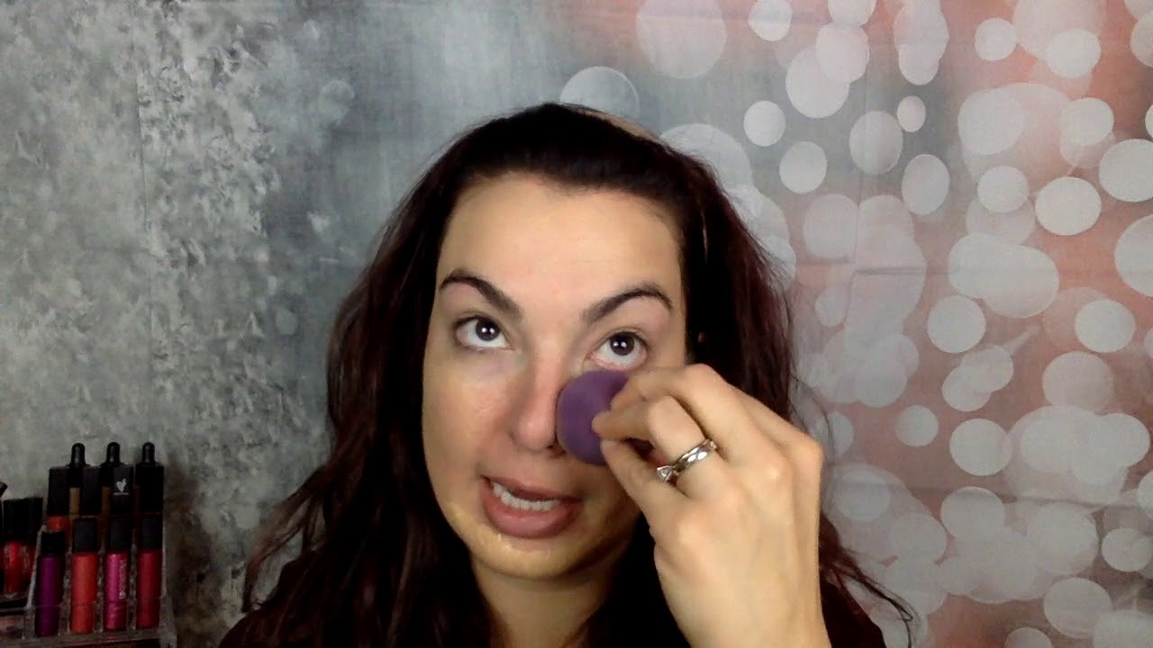 Marc Jacobs Shameless Youthful Look 24 Hour Foundation - Medium Y320