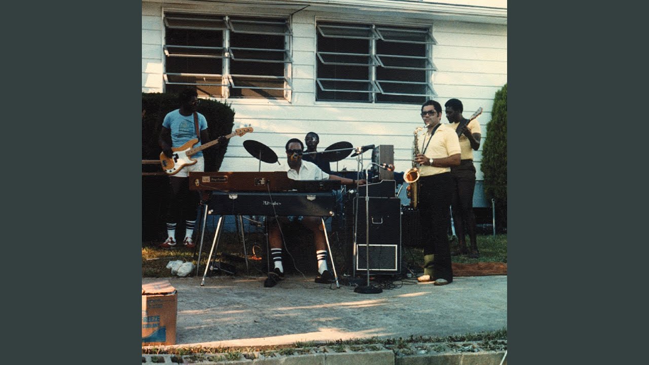 在 YouTube 上观看 Bluesman 在 YouTube 上观看 Bluesman