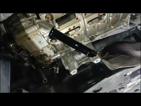 Mercedes CLA200 #P06DA00 fault code oil control valve problem - YouTube