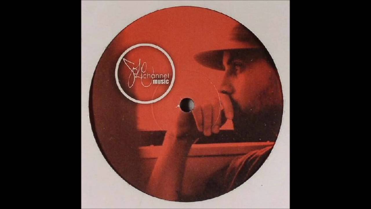 在 YouTube 上观看 Alix Alvarez - What Is Dub? 在 YouTube 上观看 Alix Alvarez - What Is Dub?