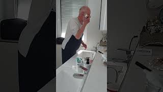 Rasierhobel-Rasur In Nur Einem Durchgang - Schnell, Einfach Und Schnittfrei