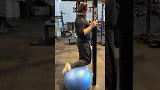 Standing knee extension isometric