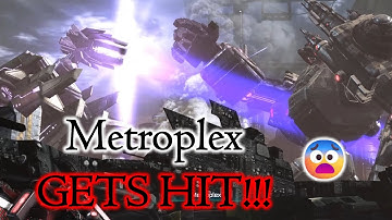 Metroplex GETS HIT By The Third Decepticon Warp Cannon 😨 - Transformers Fall Of Cybertron