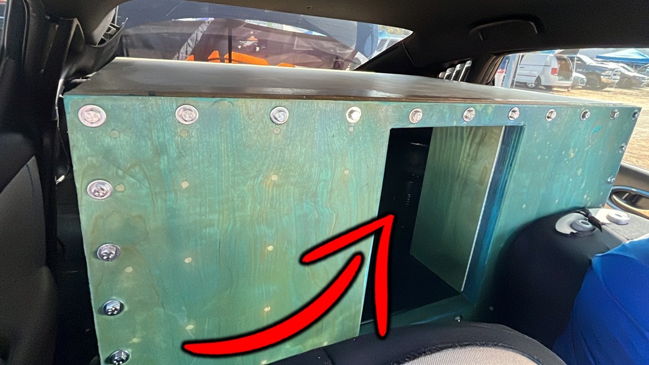 6th ORDER SUB BOX BUILD IN A CAR - YouTube