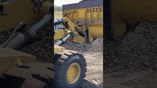 Caterpillar 992G Wheel Loader Loading Trucks With One Pass - #Shorts