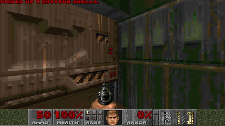 E1M1 NoMo - Human VS TAS