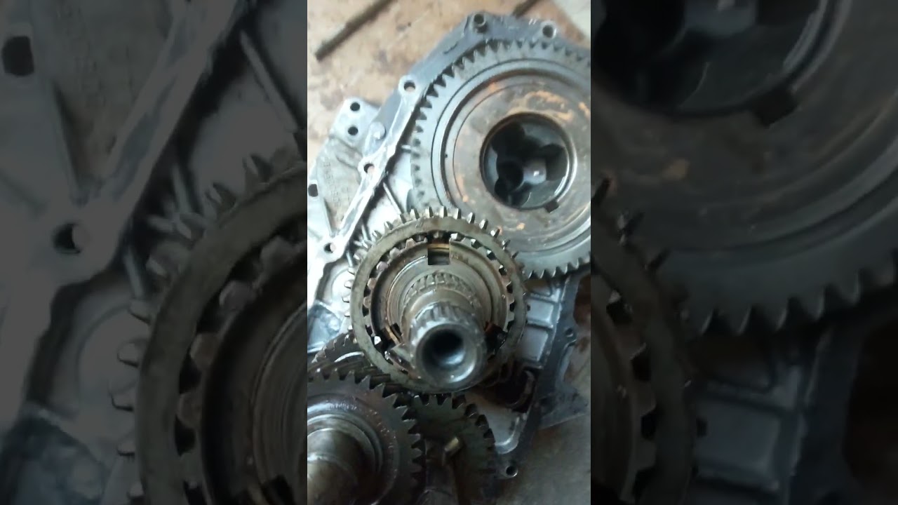 طريقة تركيب و غلق علبة السرعة لسيارة #renault #megane1.9DTI