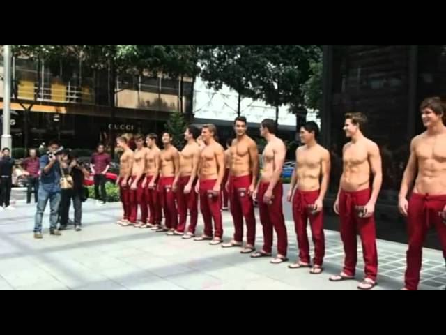 Abercrombie \u0026 Fitch guys hit town - YouTube