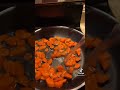 اندومي بالجزر لذيذذذذذ 