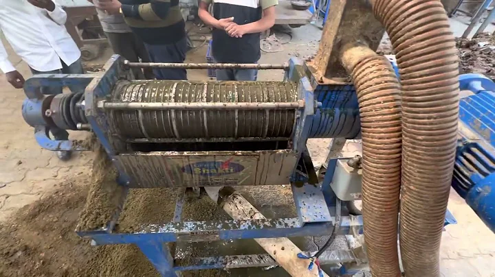 Gobar products dung dewatering machine call 9878072154