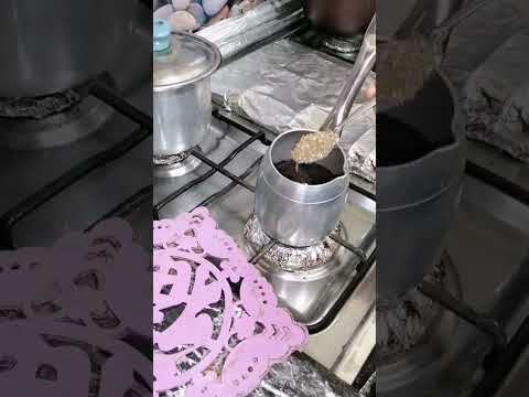 مشروب شتوي ساخن شاي بحليب مع زعتر وجنزبيل سمسمه للأكلات الشهية