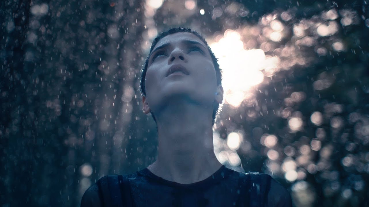 TEASER MV ฝนโปรยปราย - The Dai Dai พร้อมกัน 21.09.17「Showroom」