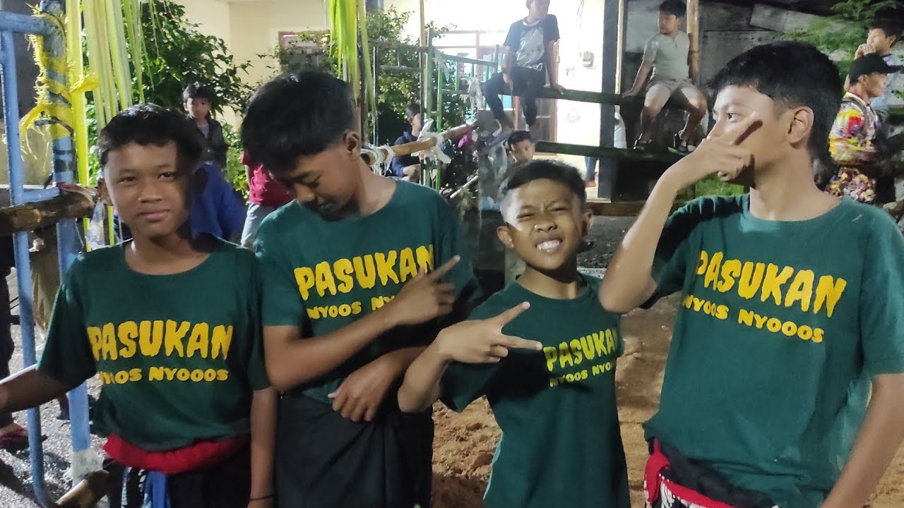 Ongkek Shoun the sheep dan Iceland Boy's Bunut Wetan